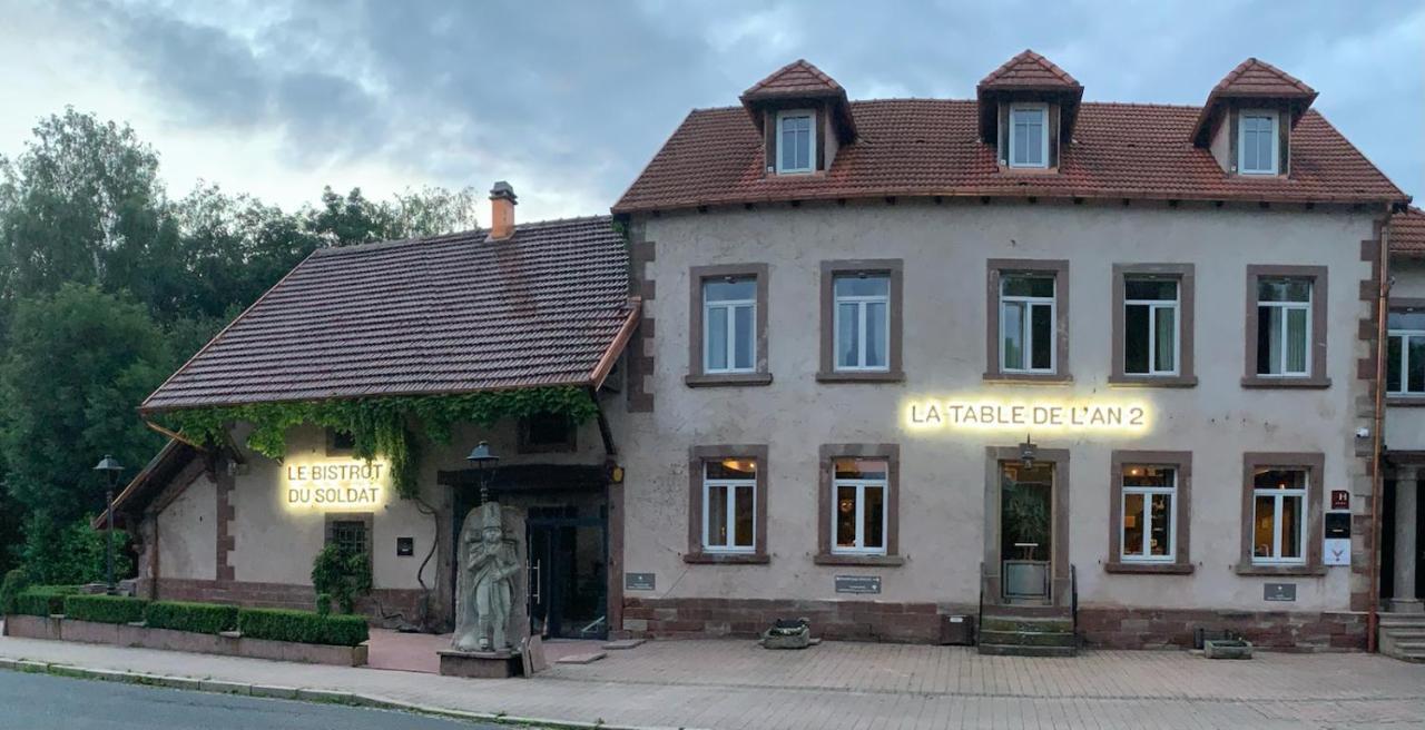 L'An2 Hotel Phalsbourg Bagian luar foto